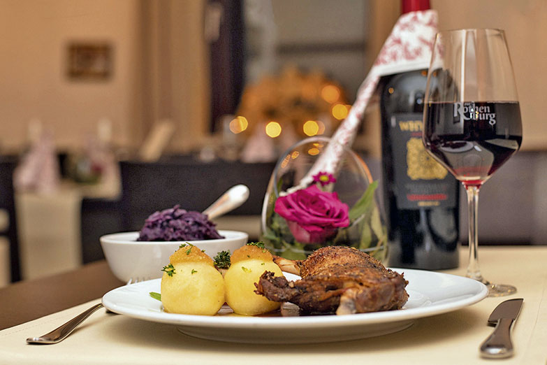 Gastronomiebild Zur Rothenburg - Deutsches Restaurant Braunschweig