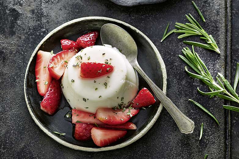 Foto von Limetten-Buttermilch mit Erdbeeren